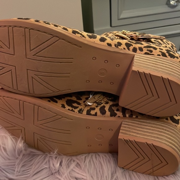Leopard Booties - Picture 5 of 8